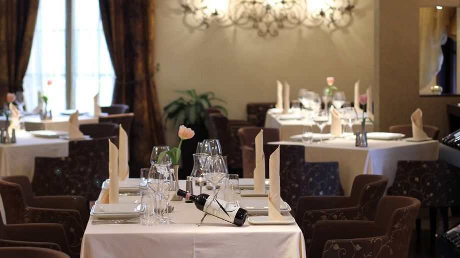 Monarc Hotel